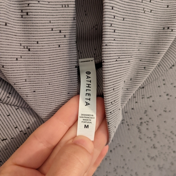 NEW Athleta Turtleneck Base Layer - Picture 3 of 4